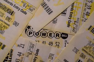 what-are-the-odds?-is-playing-the-mega-millions-or-powerball-lottery-ever-worth-it?